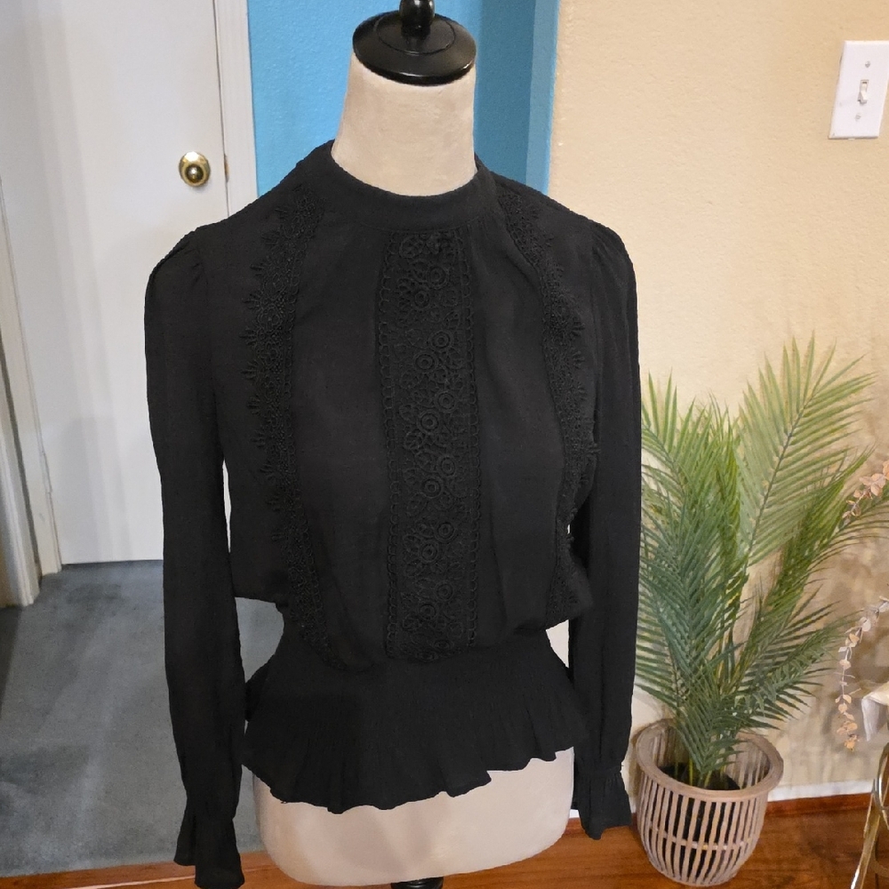 Sweet Wanderer Black Lace Blouse